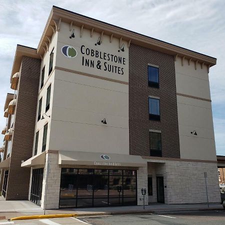 Cobblestone Inn & Suites - Menomonie/Uw-Stout Dış mekan fotoğraf