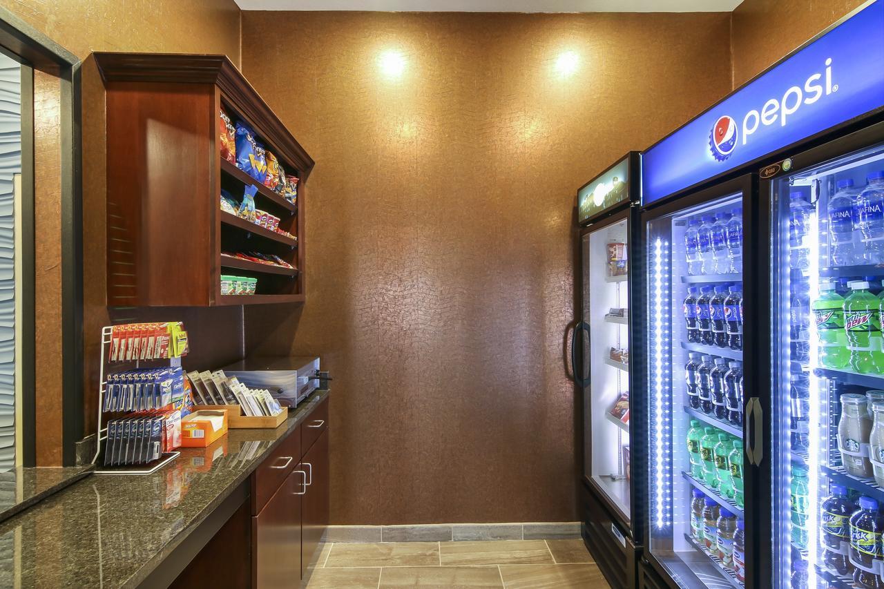 Cobblestone Inn & Suites - Menomonie/Uw-Stout Dış mekan fotoğraf