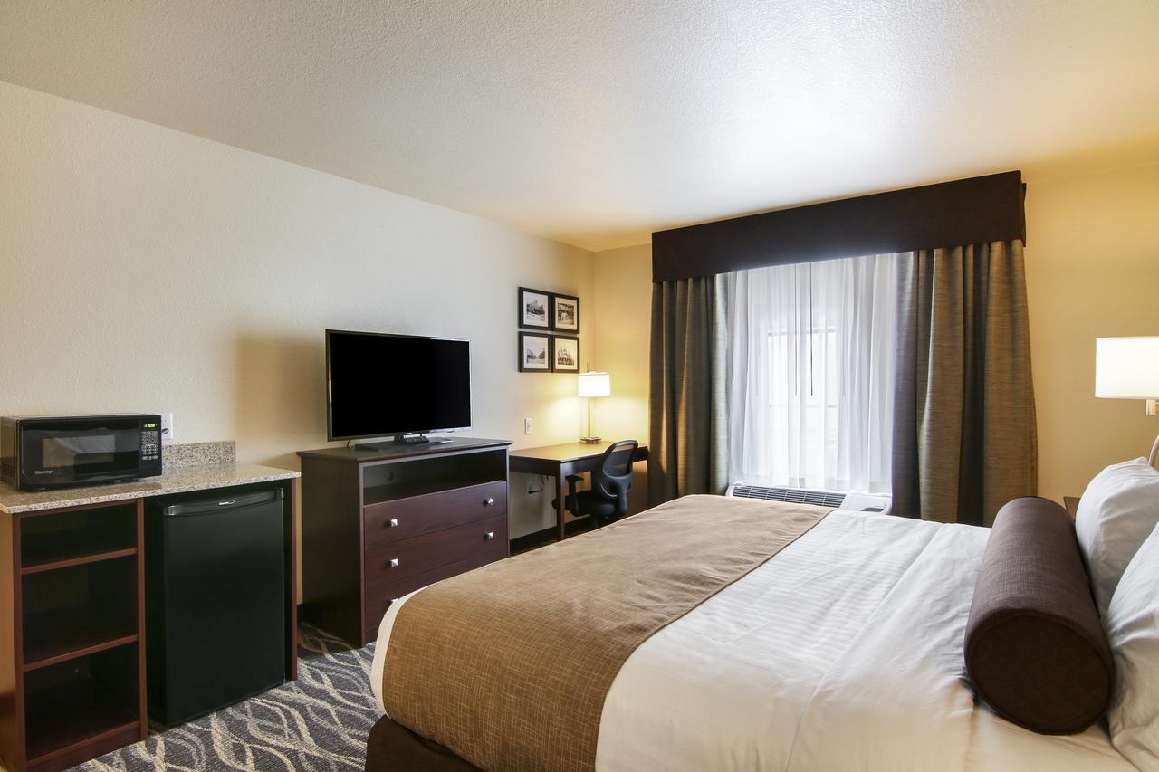 Cobblestone Inn & Suites - Menomonie/Uw-Stout Dış mekan fotoğraf