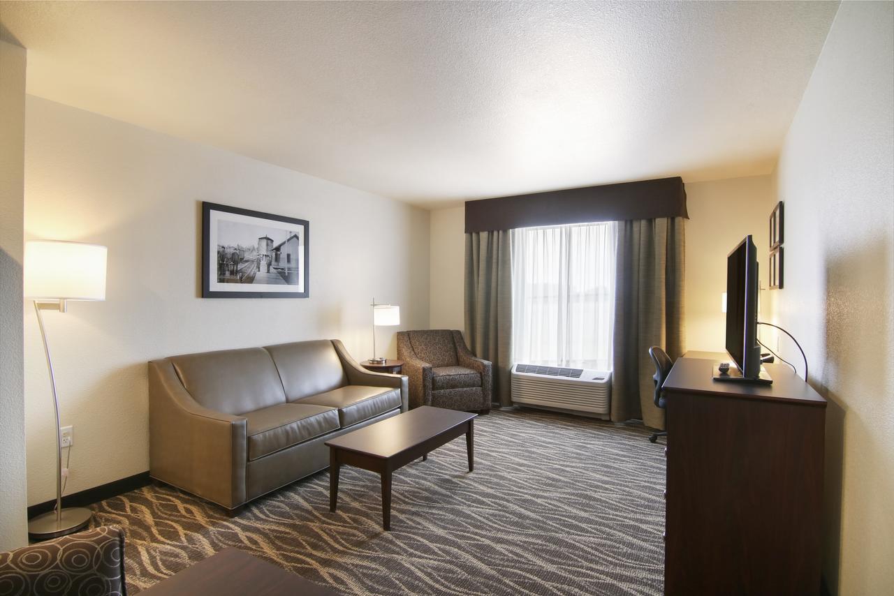 Cobblestone Inn & Suites - Menomonie/Uw-Stout Dış mekan fotoğraf