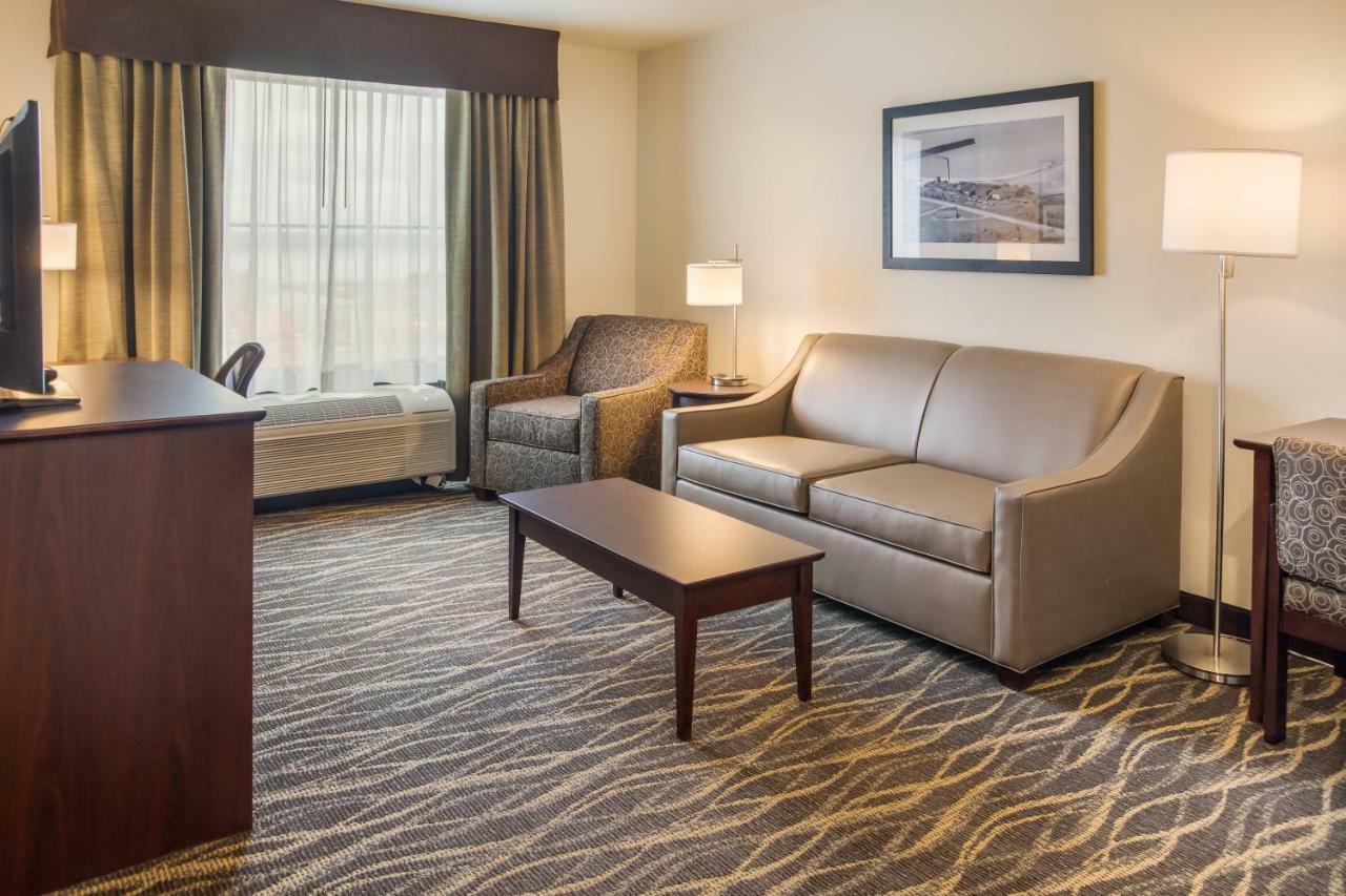 Cobblestone Inn & Suites - Menomonie/Uw-Stout Dış mekan fotoğraf